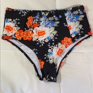 Floral High-waisted Swimsuit Bottom - SIZE M